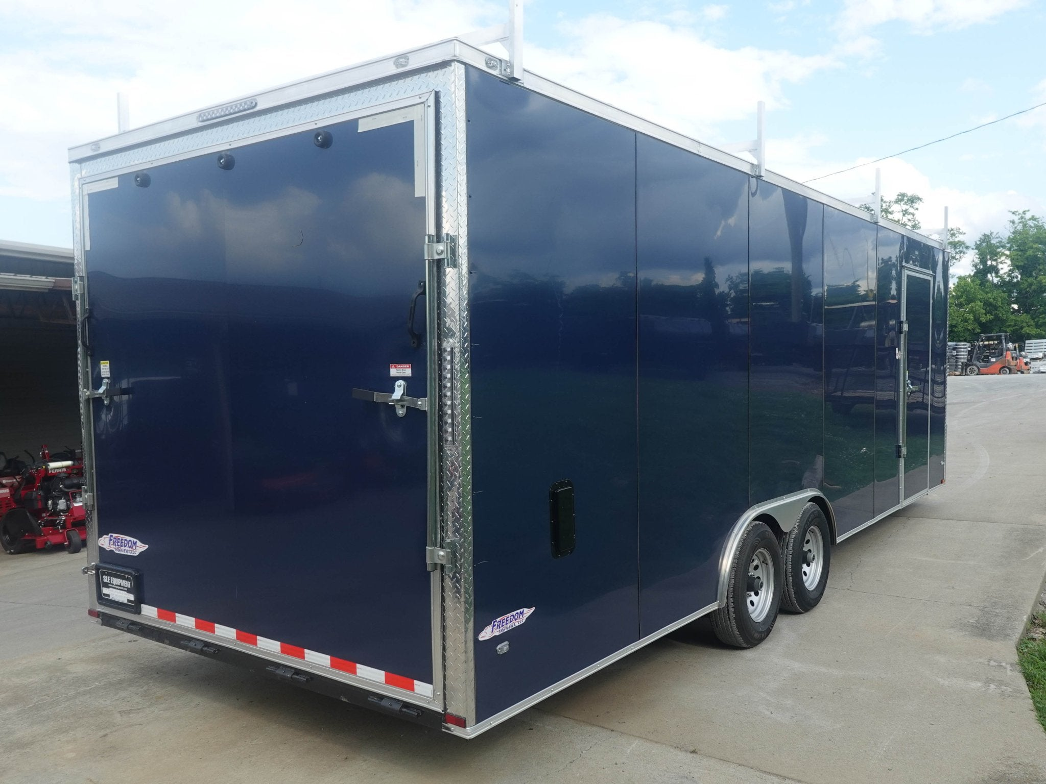 8.5×24 Blue V-Nose Slant Top Enclosed Trailer (2) 5200lb Axles Ladder Racks - Image 10