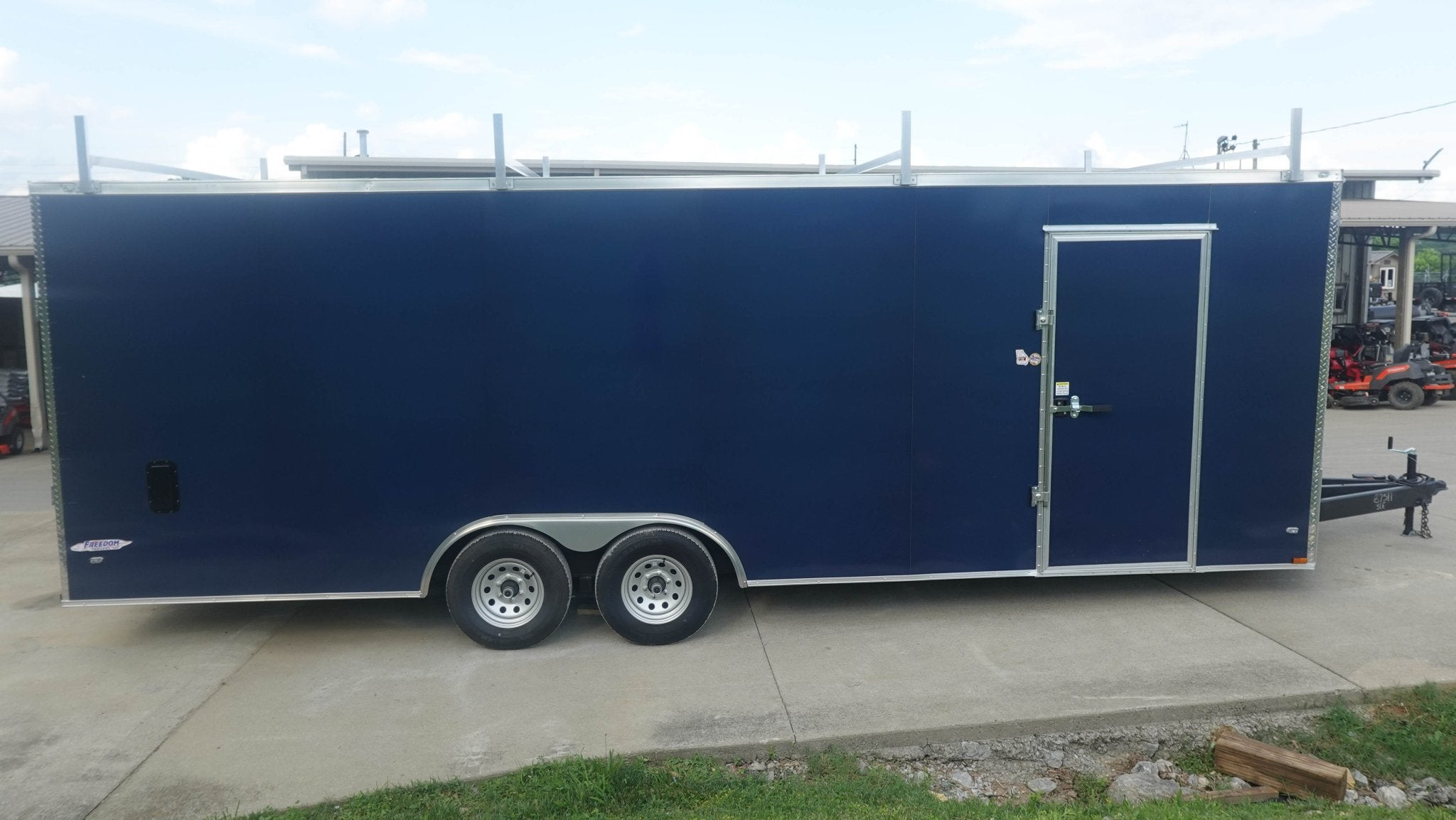 8.5×24 Blue V-Nose Slant Top Enclosed Trailer (2) 5200lb Axles Ladder Racks - Image 11
