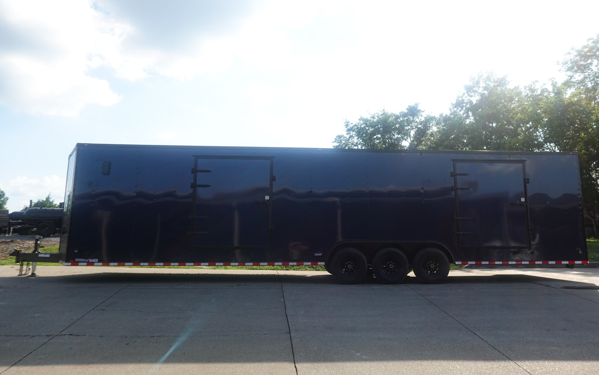 8.5×36 Indigo Blue Blackout Enclosed Trailer Escape Doors E Track Floor (3) 7K Axles 21K GVWR - Image 4