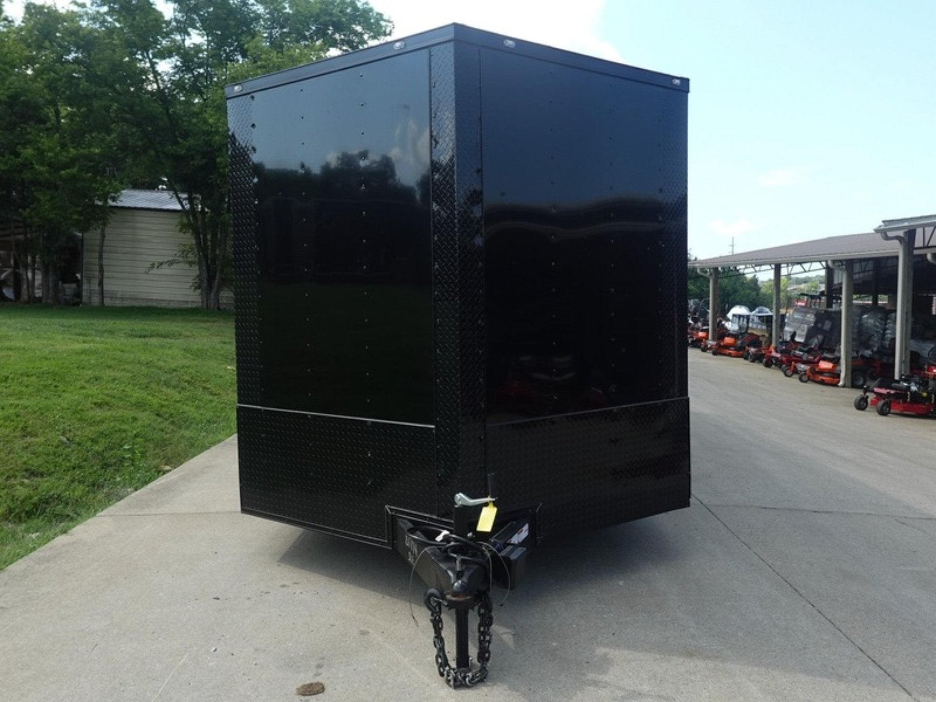 8.5×24 V-Nose Enclosed Trailer (2) 7000LB Axles with Wench Lift 14K GVWR - Image 2