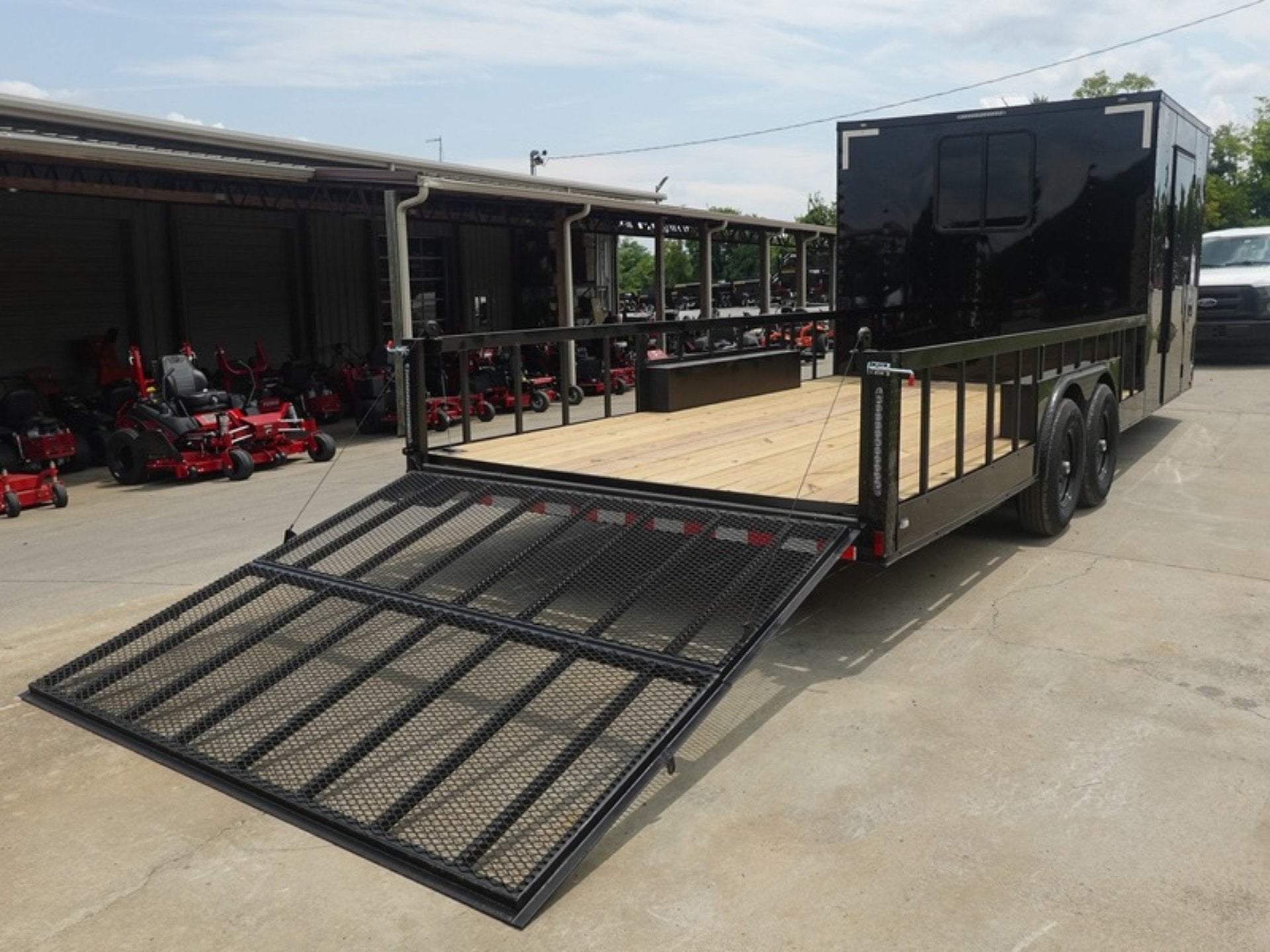 8.5×24 Black W/Black Out Hybrid Enclosed Trailer V-Nose (2) 7,000lb With Rails - Image 11