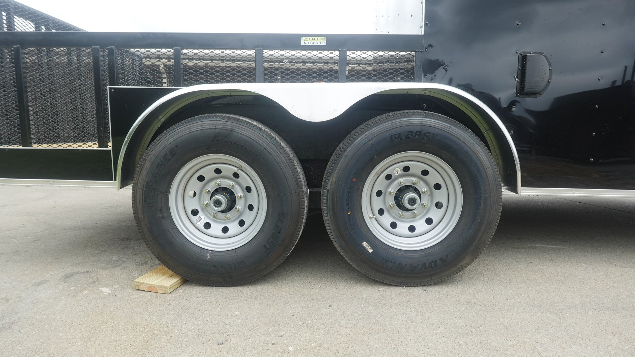7×16 Black Hybrid Enclosed Trailer (2) 7000LB Axles Storage 14 Ply Tires - Image 18