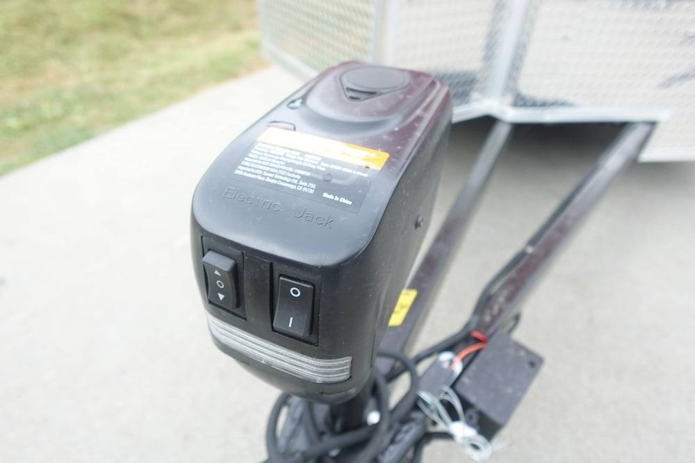 Enclosed Trailer 7′ X 20′ Red Hybrid Trailer Landscaping Equipment etc.. - Image 9