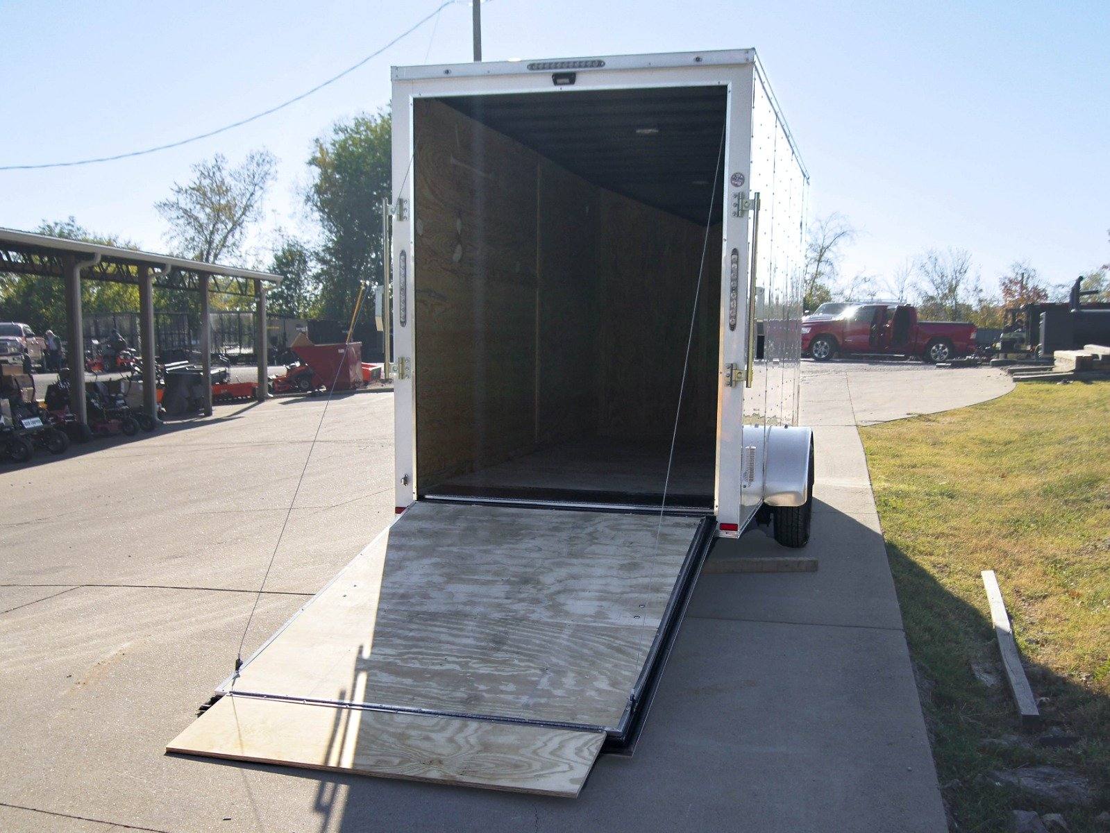 6×14 White Slant Top V-Nose Enclosed Trailer 3,500lb Axle - Image 7
