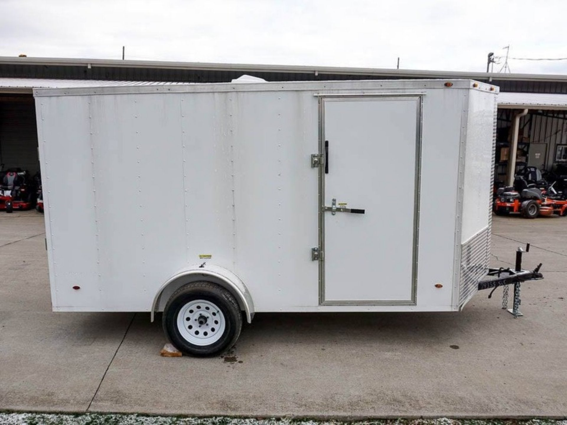 6×12 V-Nose Enclosed Trailer with Ramp and Side Door (1) 3,500lb Axle - Image 7