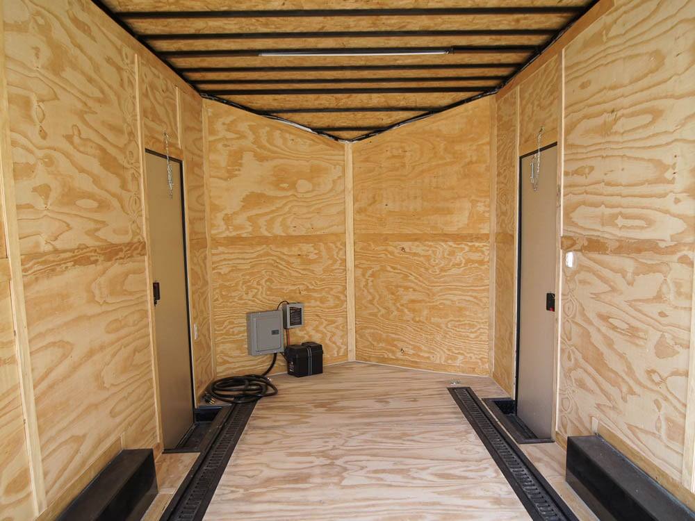 8.5×18 Blue V-Nose Slant Top Enclosed Trailer with Blackout Package - Image 18