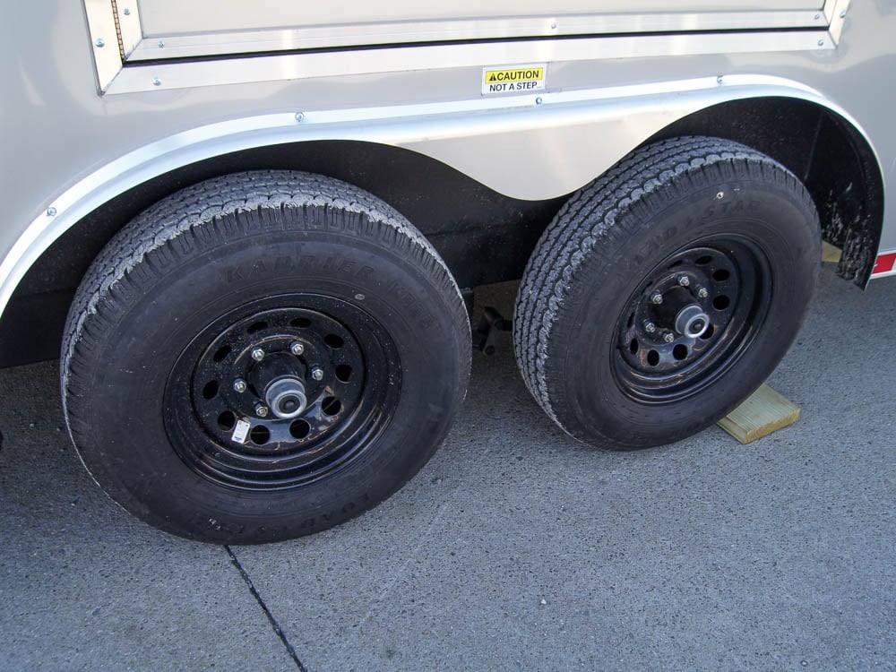8.5×20 Silver V-Nose Slant Top Enclosed Trailer (2) 5200lb Axles - Image 11