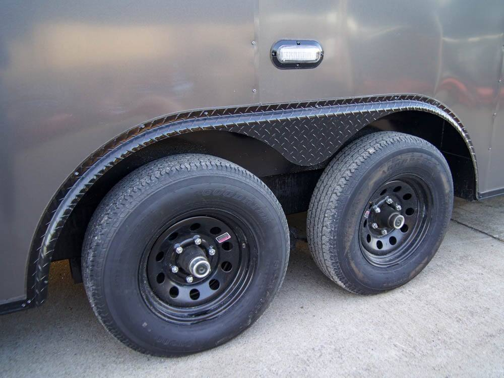 8.5×28 V-Nose Enclosed Trailer Black Out Package (2) 5,200lb Axles - Image 11