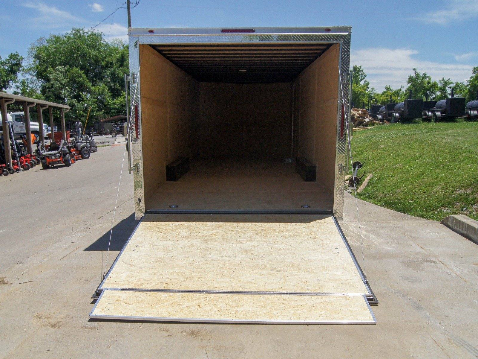 8.5×24 V-Nose Enclosed Trailer (2) 5,200lb Axles 10.4k GVWR - Image 18