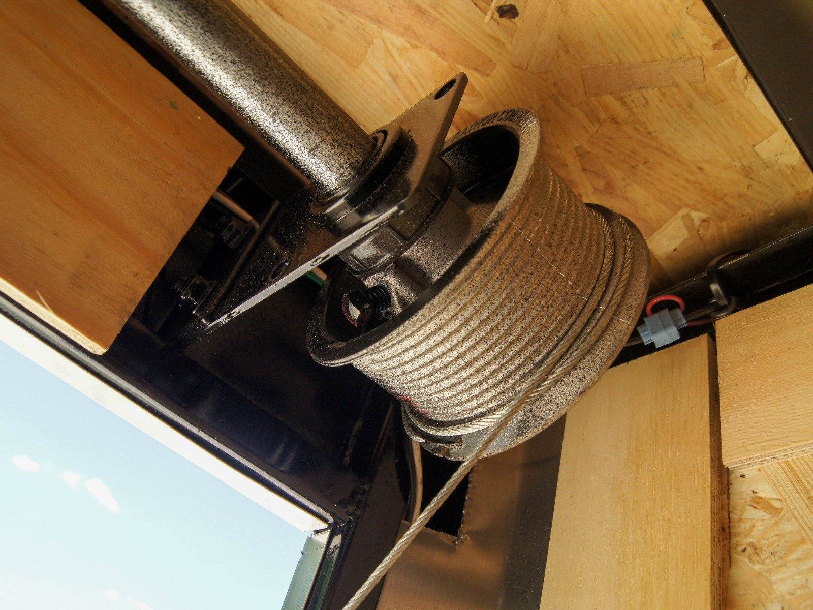 8.5×24 V-Nose Enclosed Trailer (2) 5,200lb Axles 10.4k GVWR - Image 21