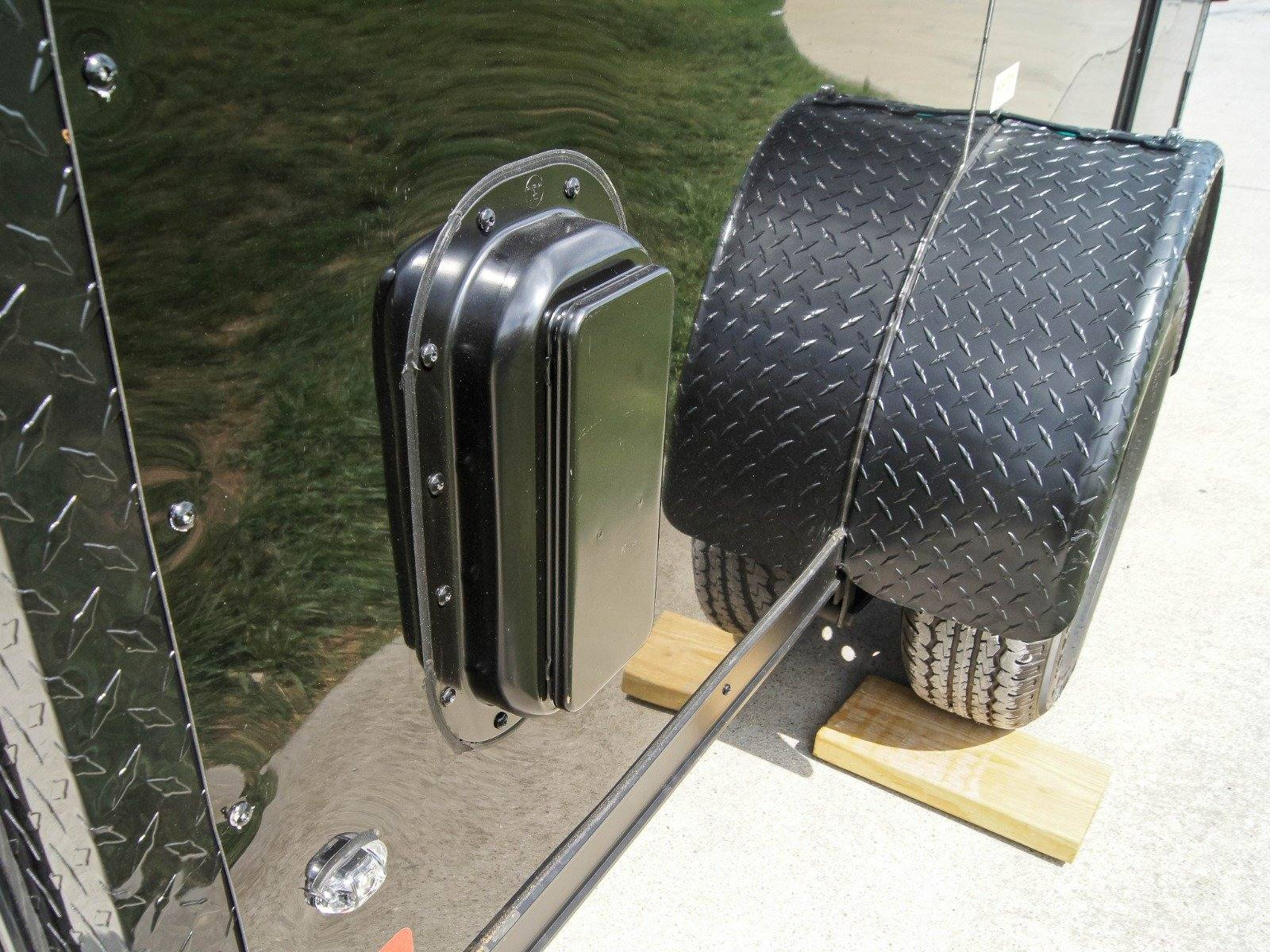 6×12 Enclosed Trailer Black V-Nose Blackout Package 3,500lb Axle Storage - Image 12