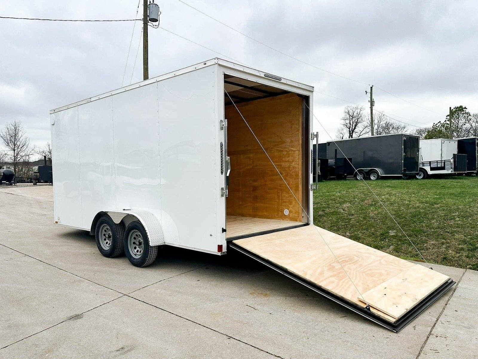 7×16 White V-Nose Enclosed Trailer (2) 3,500lb Axles 7ft Interior 7K GVWR - Image 7