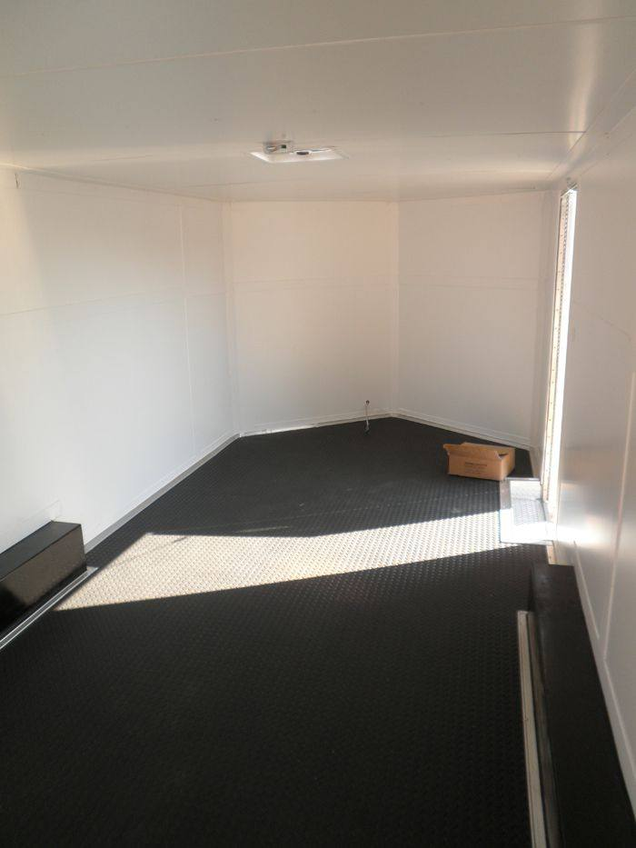 Enclosed Trailer 8.5′ X 18′ White – Car ATV Bike Hauler – 3500 lb Axles Storage - Image 8
