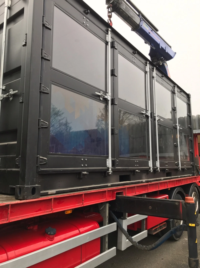 20ft Container With Glass Windows