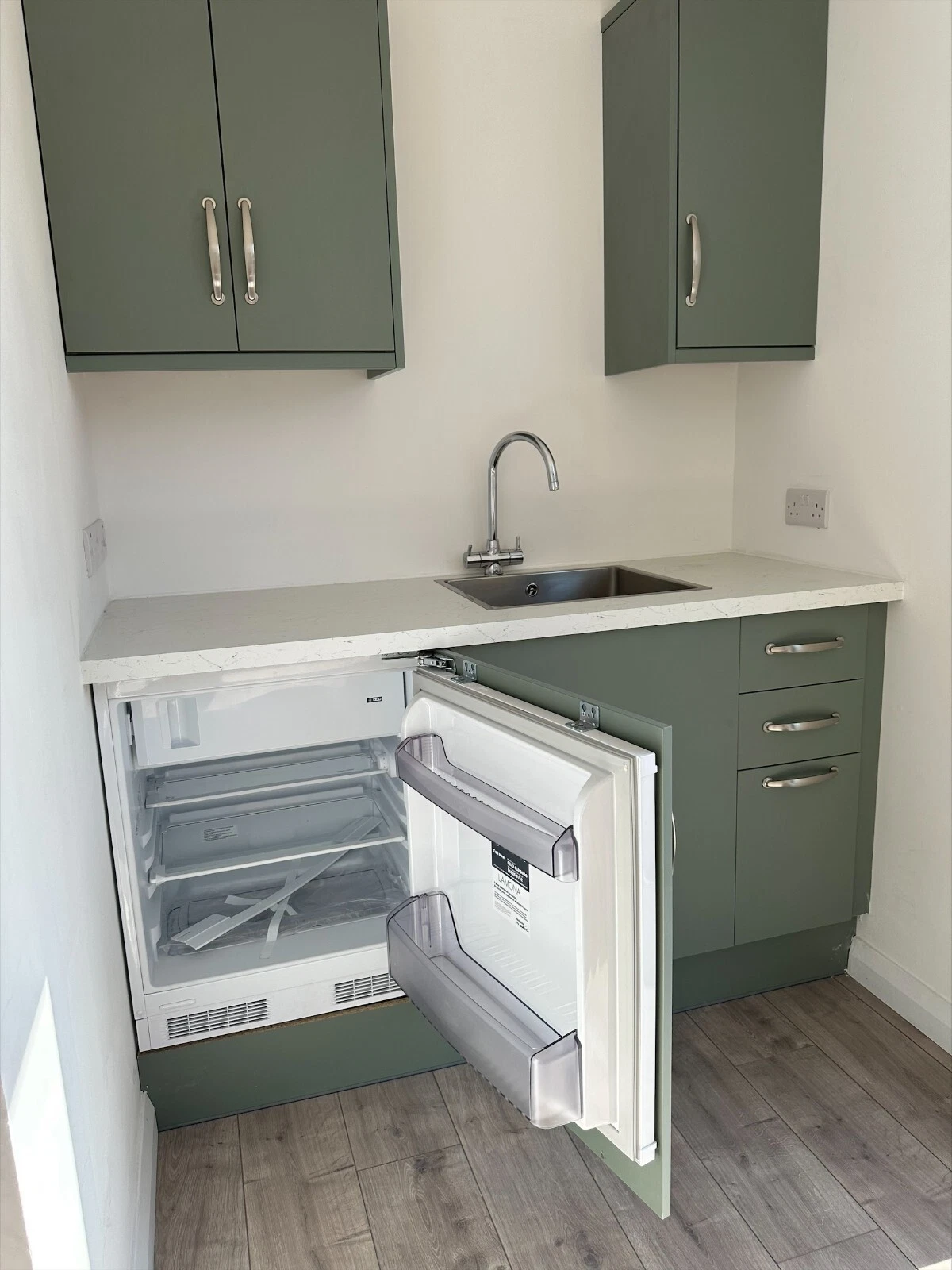7.5 x 3m Office with kitchenette/WC - Image 7