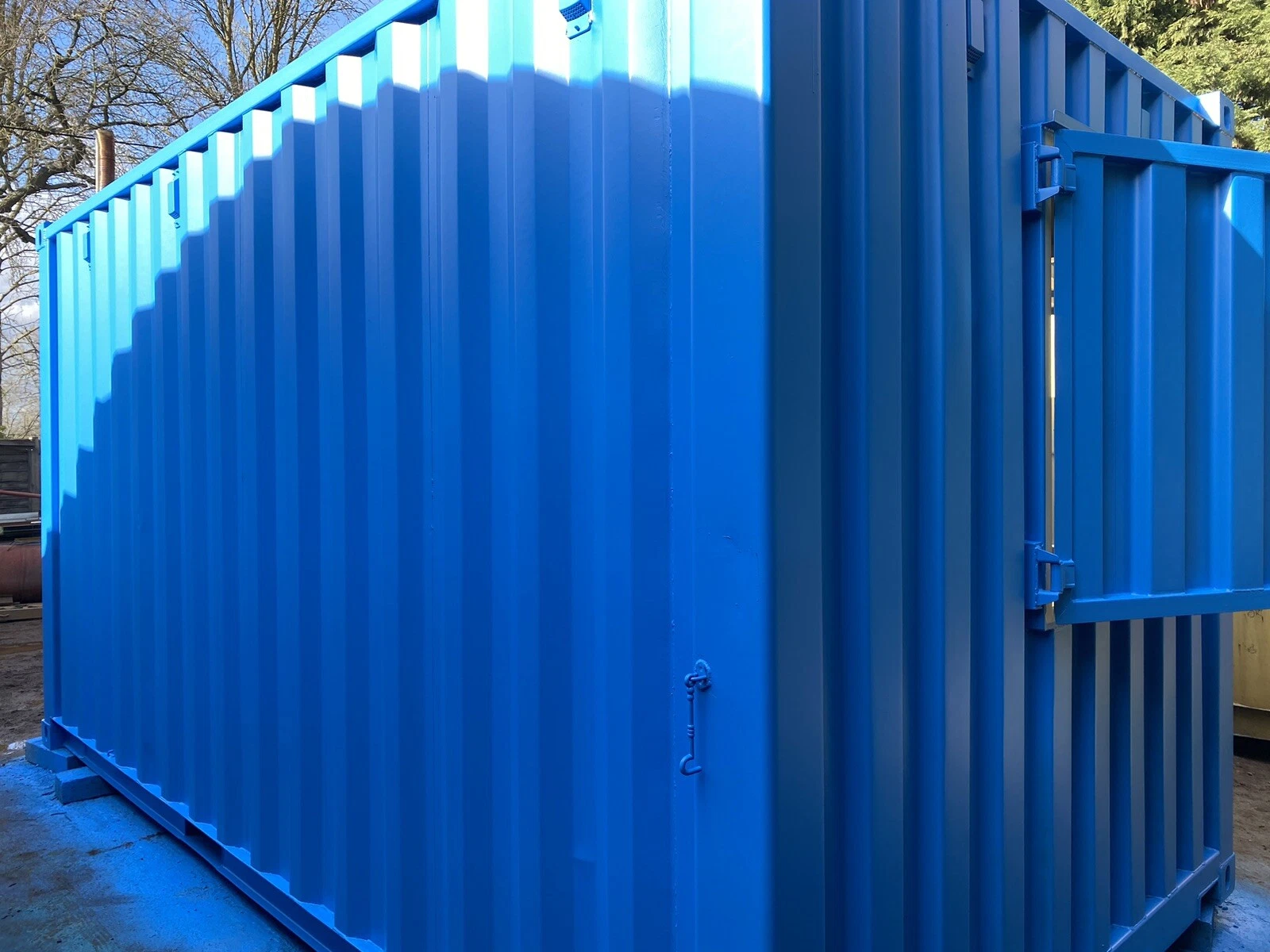 15ft Shipping ContainerBar/Kiosk/Stall/Pod - Image 12