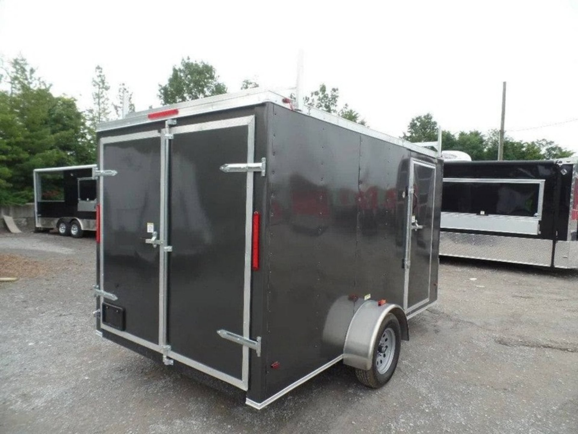 Enclosed Trailer 7′ X 12′ Single Axle 3500 lbs V-Nose Storage - Image 5